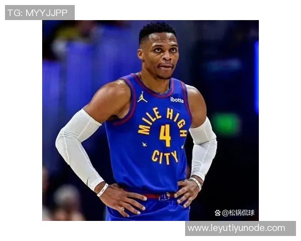 威少新赛季表现亮眼场均118分55板4助三分命中率高达50 威少新赛季表现亮眼场均118分55板4助三分命中率高达50