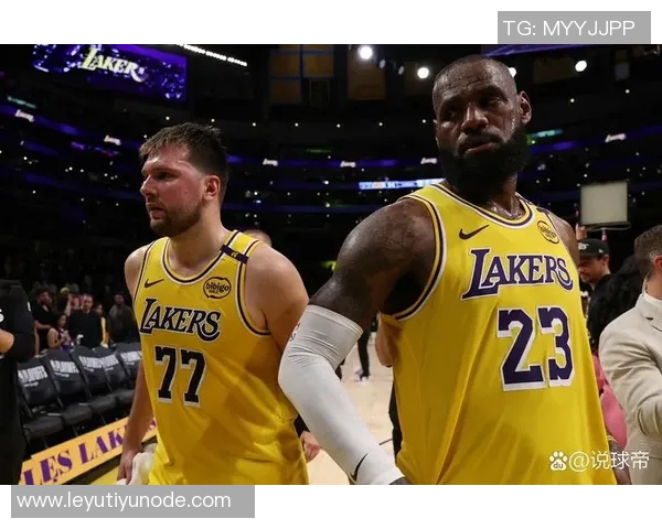 詹姆斯谈斯玛特大场面经验强调继续为卢卡树立榜样并学习 詹姆斯谈斯玛特大场面经验强调继续为卢卡树立榜样并学习