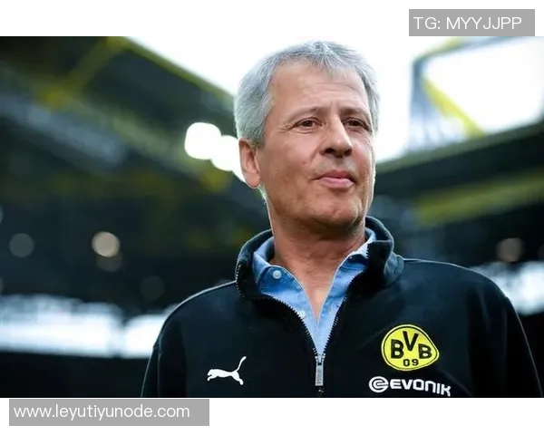 意大利媒体报道费内巴切关注埃斯波西托与斯卡马卡引援计划 意大利媒体报道费内巴切关注埃斯波西托与斯卡马卡引援计划