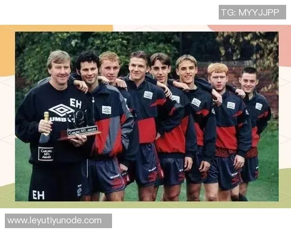 拉门斯回忆童年追随哥哥成为曼联球迷的美好时光与情感纽带