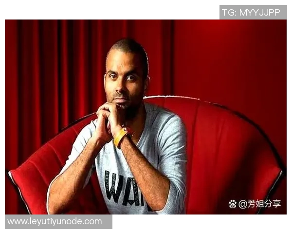 悼念托尼帕克父亲邓肯大卫罗宾逊与前妻齐聚送别 悼念托尼帕克父亲邓肯大卫罗宾逊与前妻齐聚送别